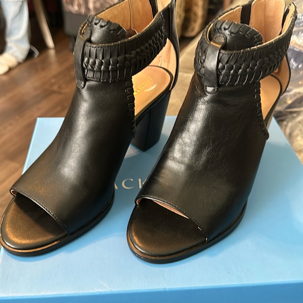 Jack rogers booties